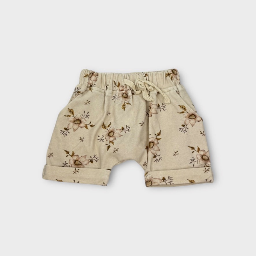 Piper Bug Floral Shorts, Size NB