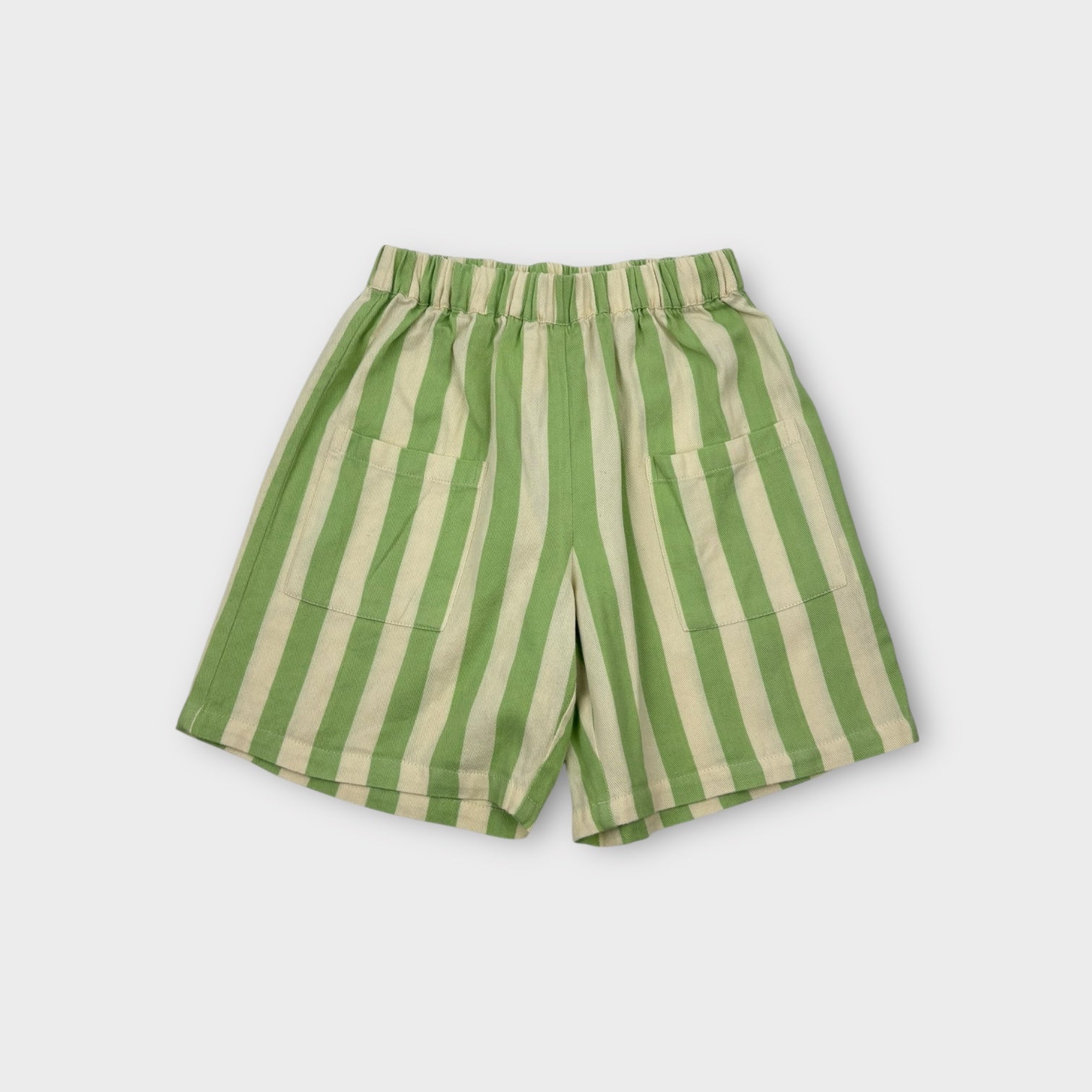 Milk Stripe Oversize Shorts, Size 6