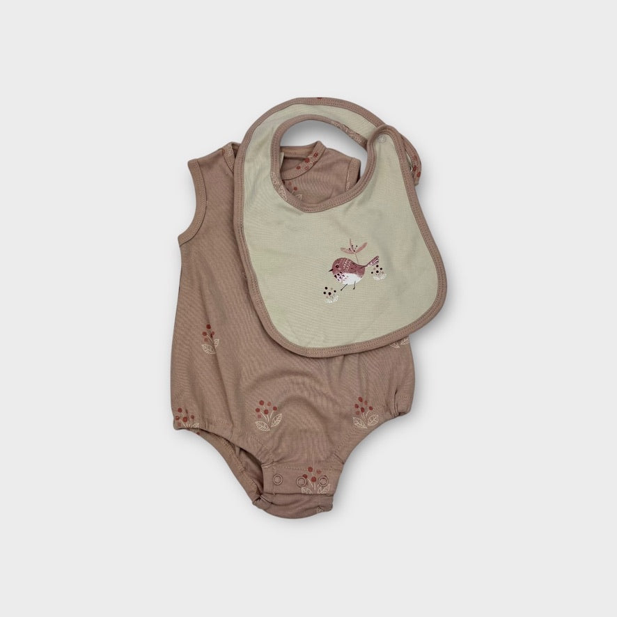 Little Bundle Bird Bodysuit and Bib Set, Size 000