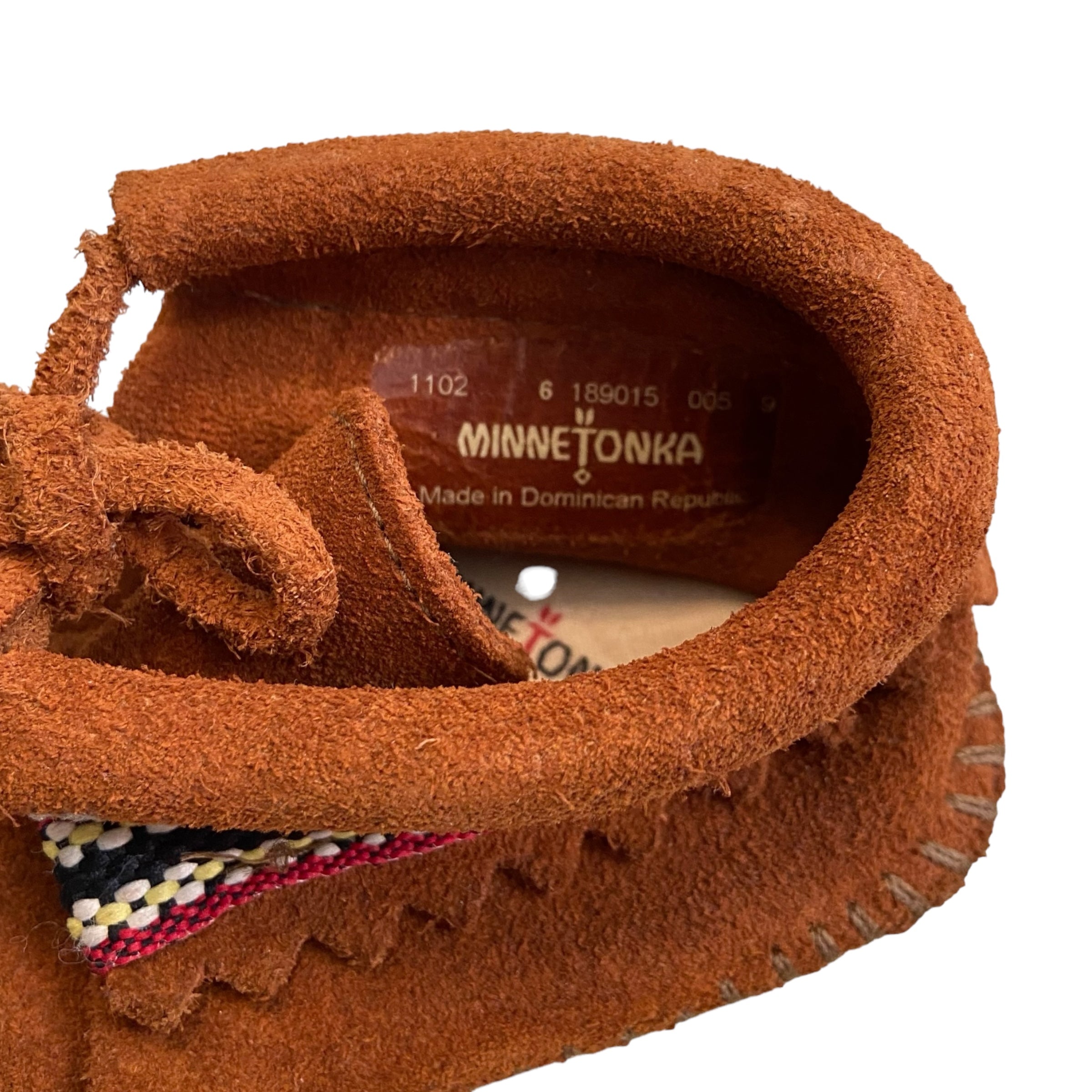 Minnetonka Moccasins, Size 6US