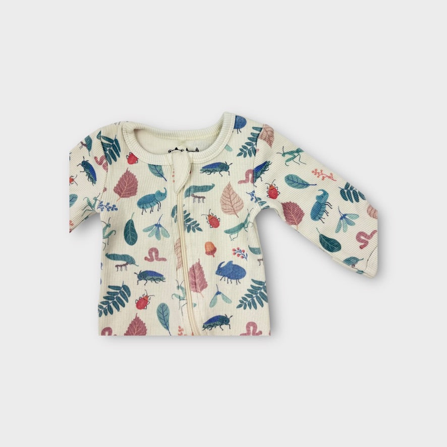 Wilson & Frenchy Bug Onesie, Size 0000