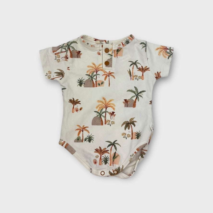 Snuggle Hunny Palm Tree Bodysuit and Beanie Set, Size 000