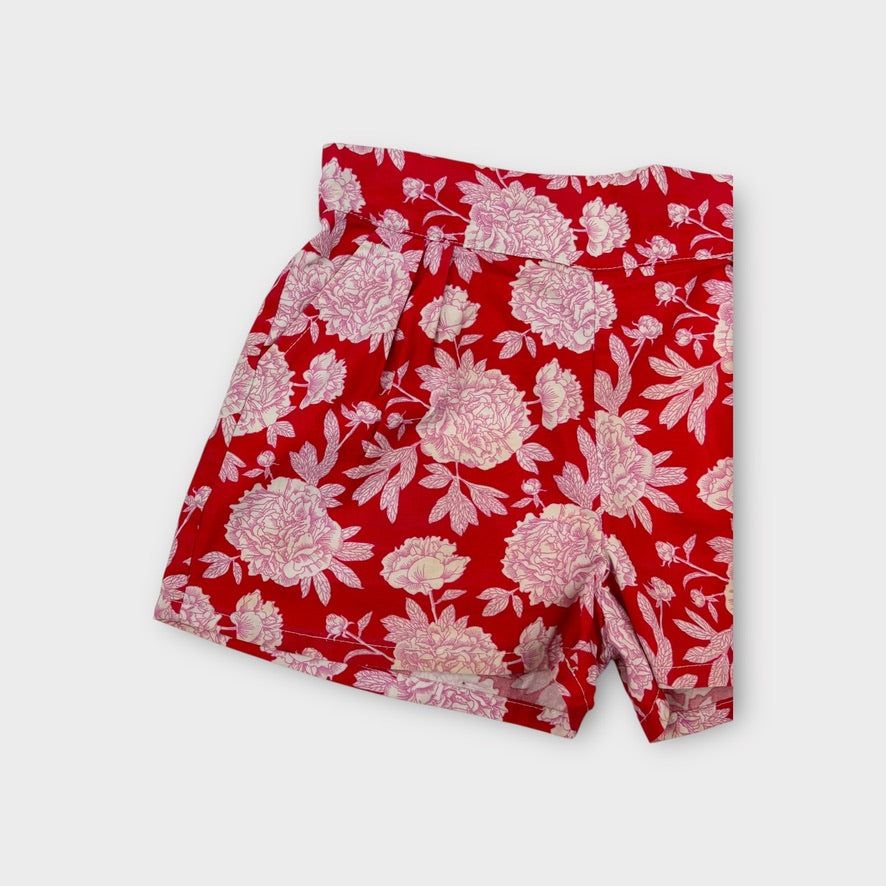 Milky Red Floral Shorts, Size 5
