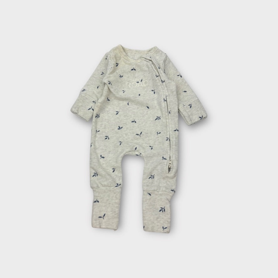 Country Road Leaf Onesie, Size NB