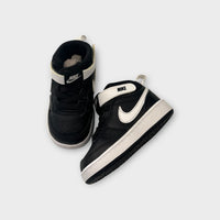 Nike High Top Dunks, Size EU 21