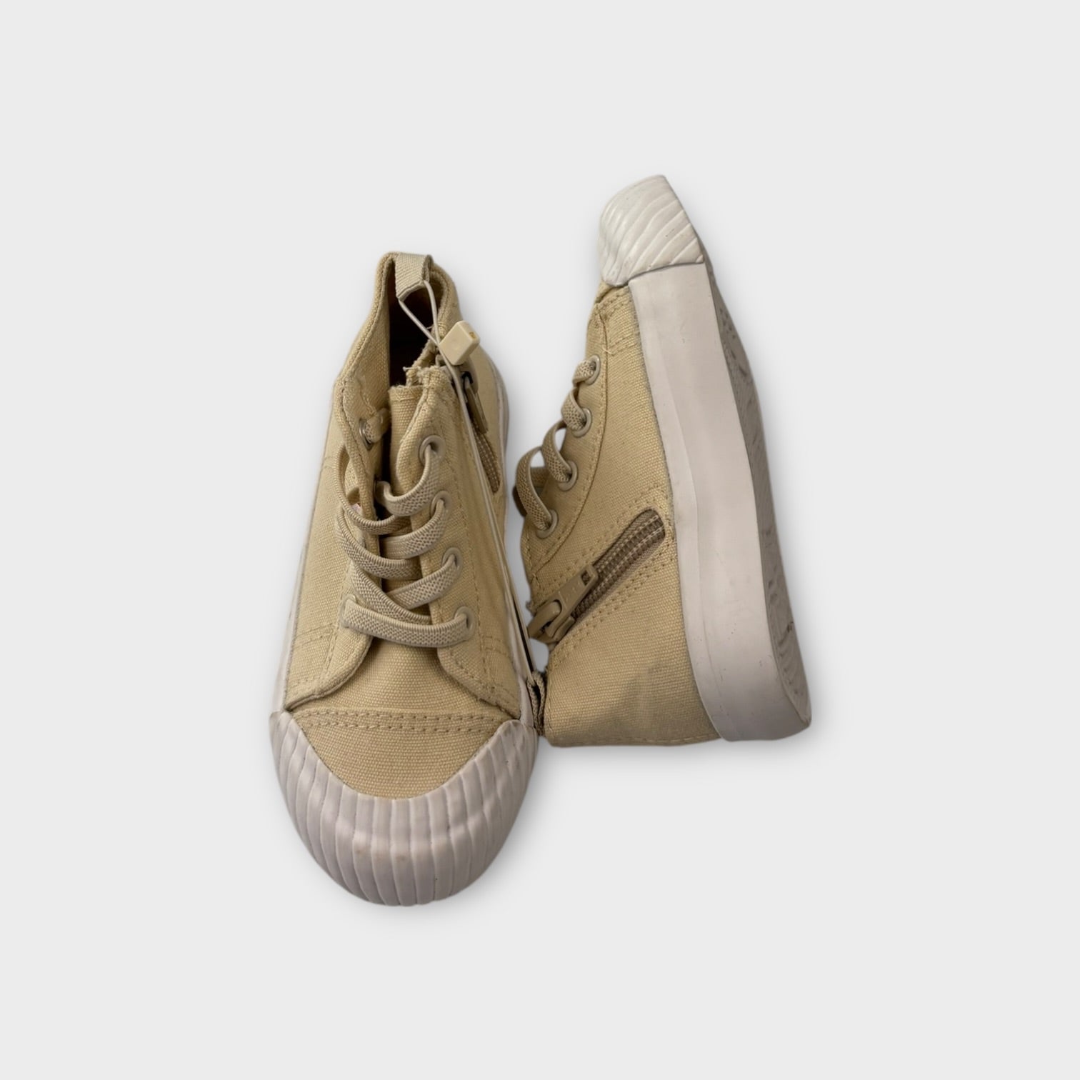 Seed Cream Hightop Sneakers, Size EU 23