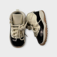 Nike Air Jordan 11 Retro Sneakers, Size EU 22