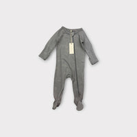 Quincy Mae Clouds Blue Grey Onesie, Size 00