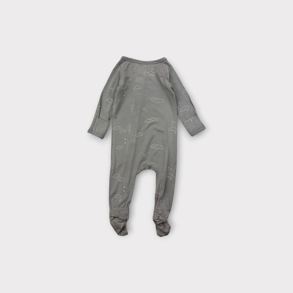 Quincy Mae Clouds Blue Grey Onesie, Size 00
