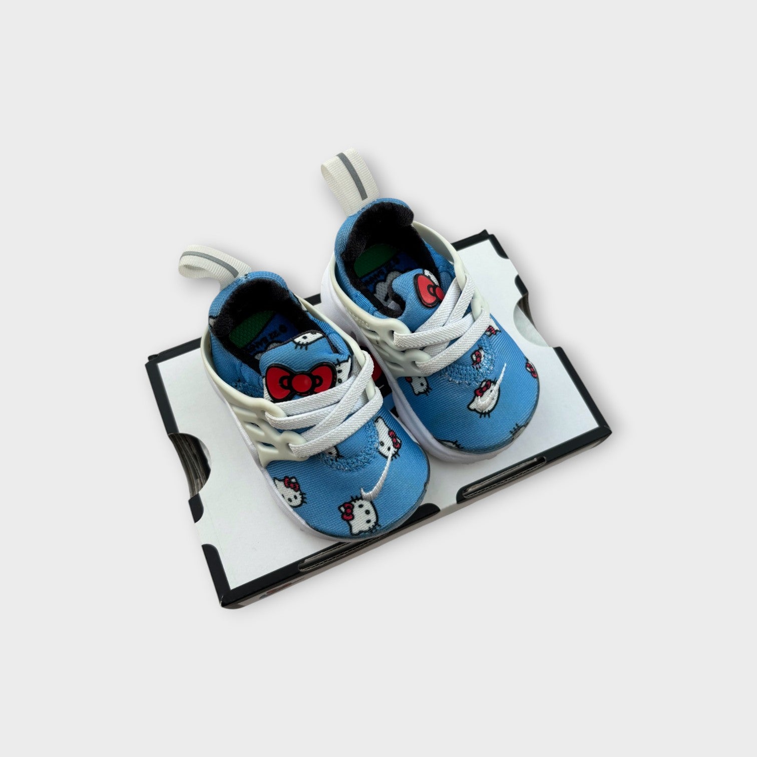 Hello Kitty x Nike Presto Sneakers, Size EU 19
