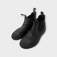 Blundstone Boots, Size AU 1