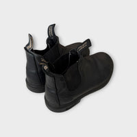 Blundstone Boots, Size AU 1