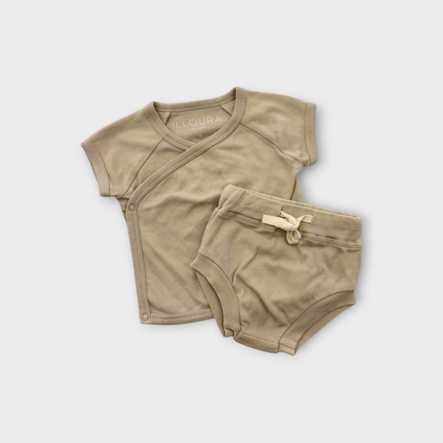 Illoura The Label Beige Set, Size 00