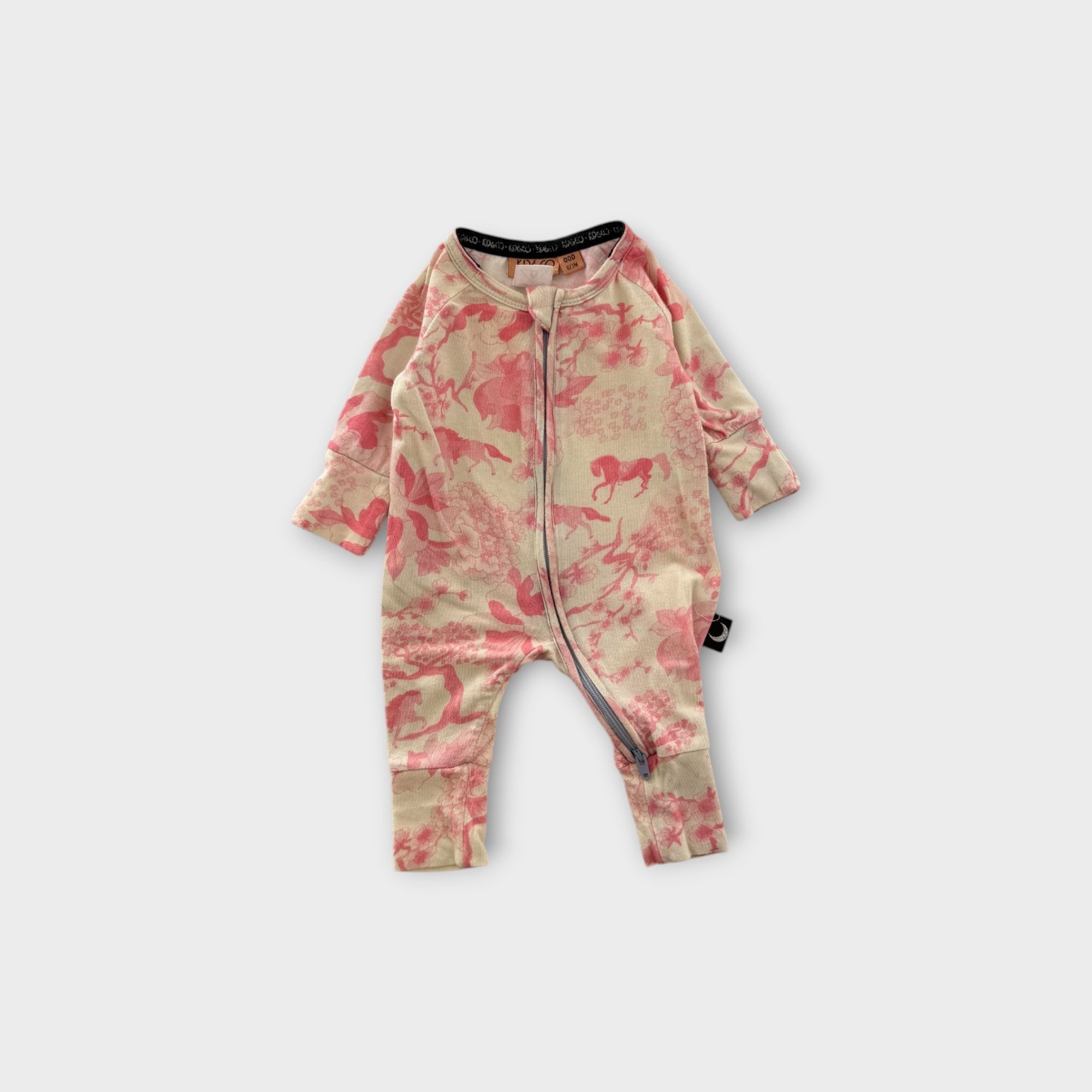 Kip & Co Cream and Pink Onesie, Size 000