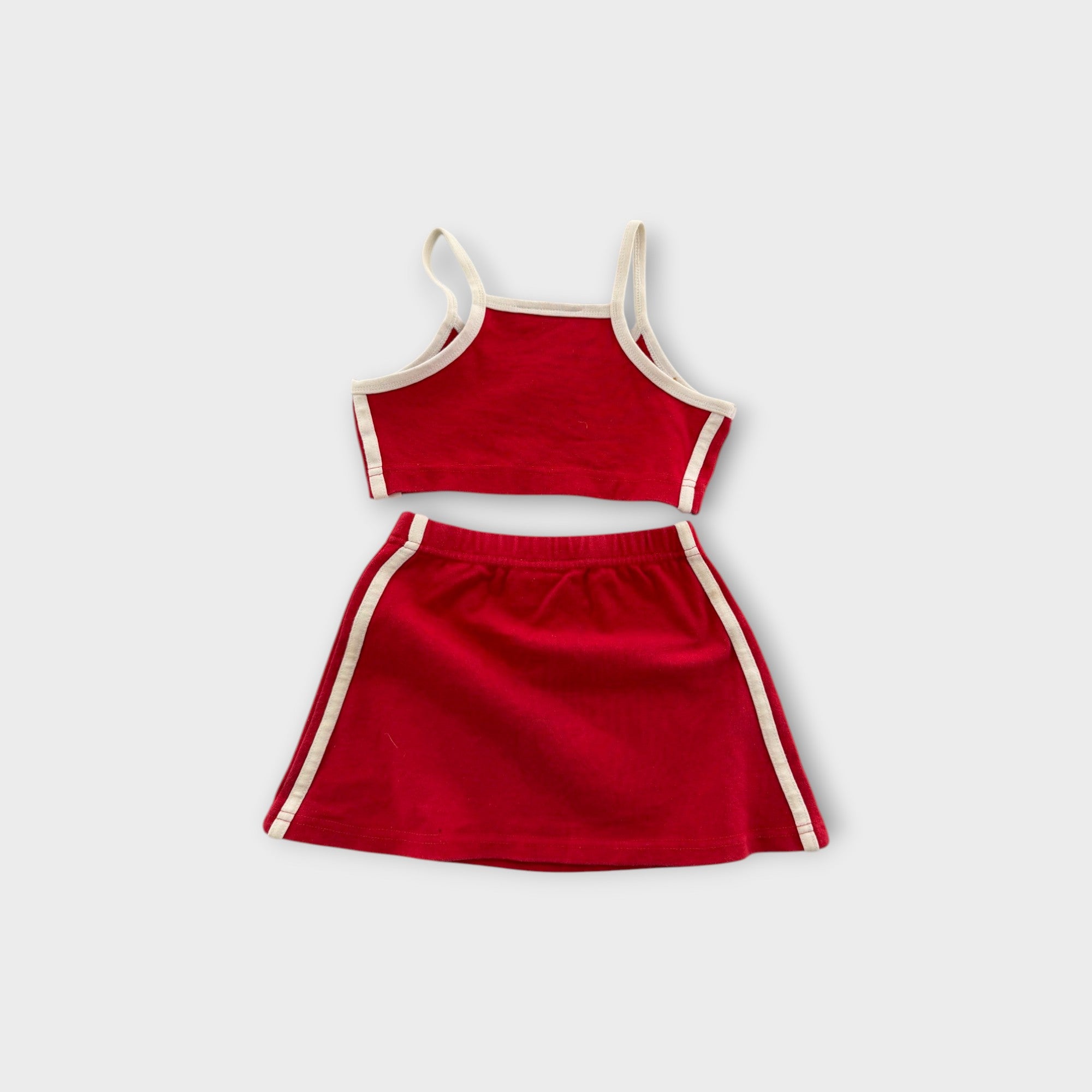 Retro Action Sport Red & White Set, Size 4