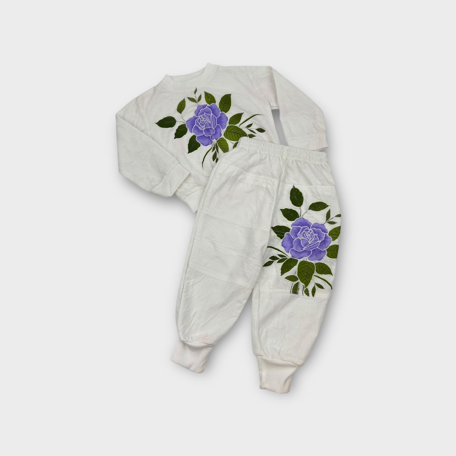 Vintage White Flower Sweatsuit Set, Size 3-4