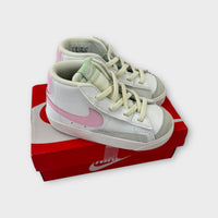Blaze Sneakers, Size EU 25