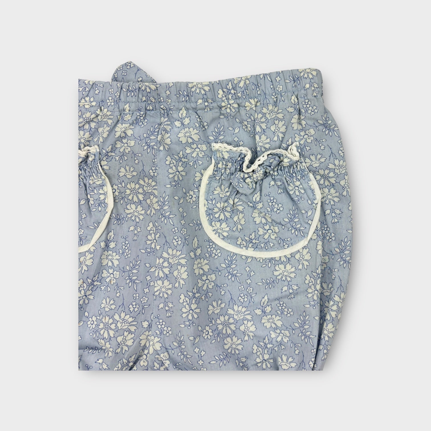 Chateau De Sable Blue Floral Shorts, Size 000