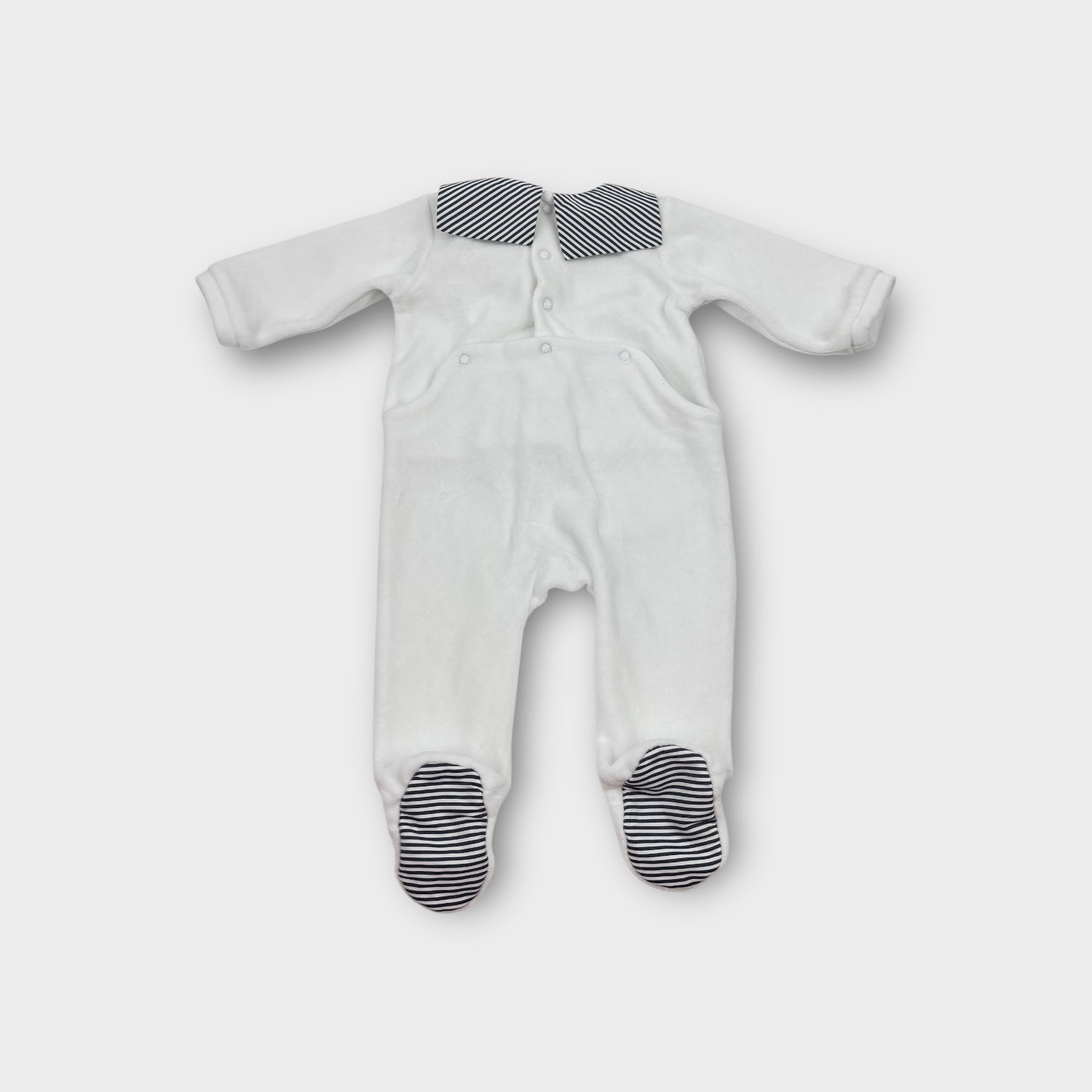 Jacadi Paris White Velour Onesie, Size 000